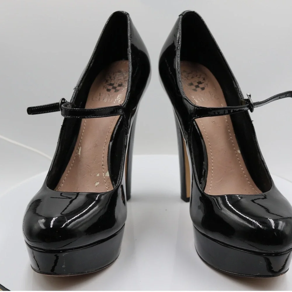 Vince Camuto size color